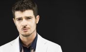 Robin Thicke