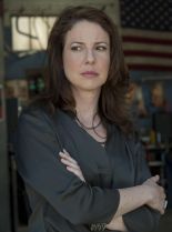 Robin Weigert photo
