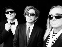 Robin Zander photo