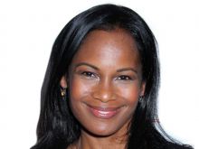 Robinne Lee