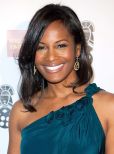 Robinne Lee