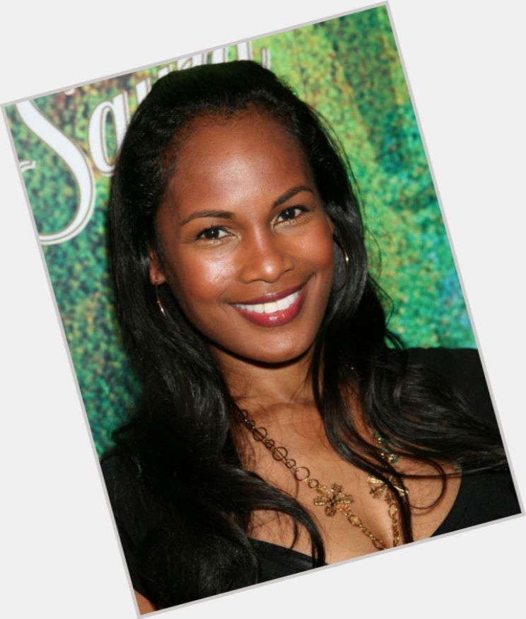 Robinne Lee