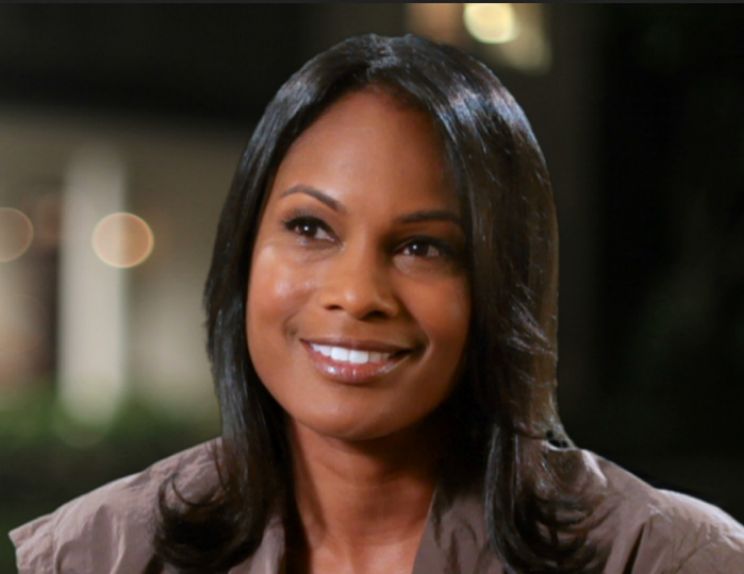 Robinne Lee