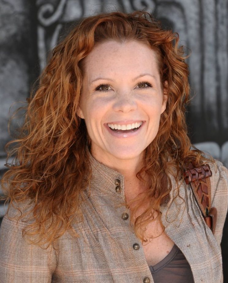 Robyn Lively