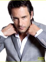 Rodrigo Santoro photo
