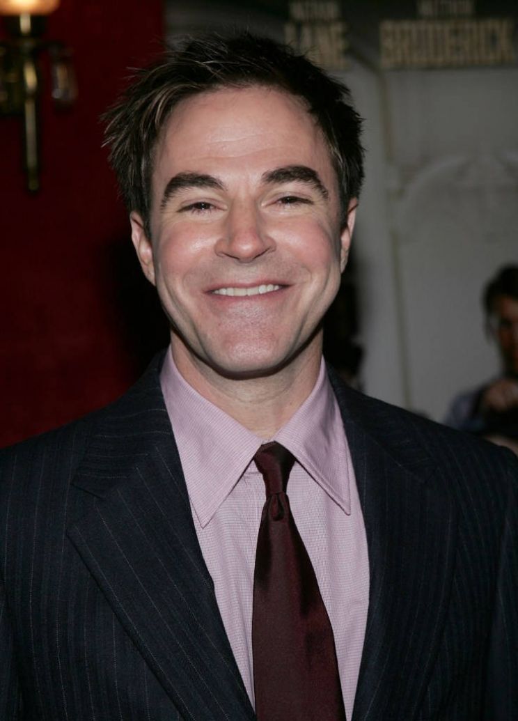 Roger Bart
