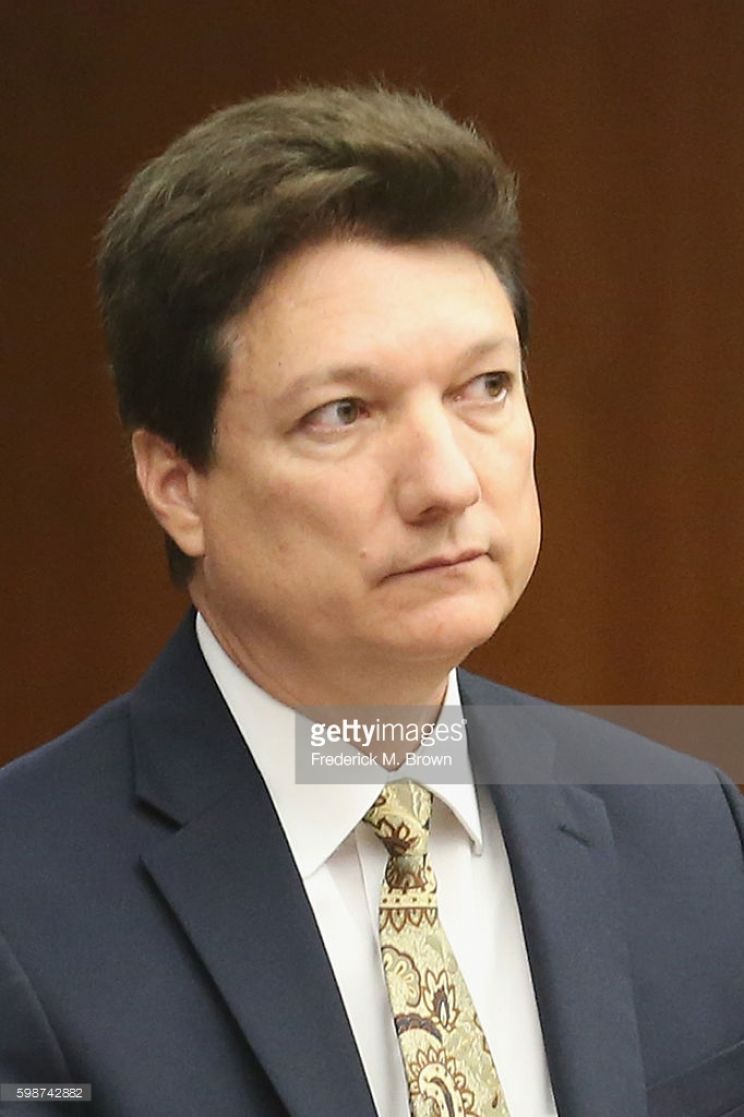 Roger Clinton