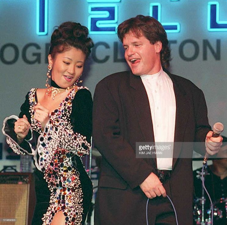 Roger Clinton
