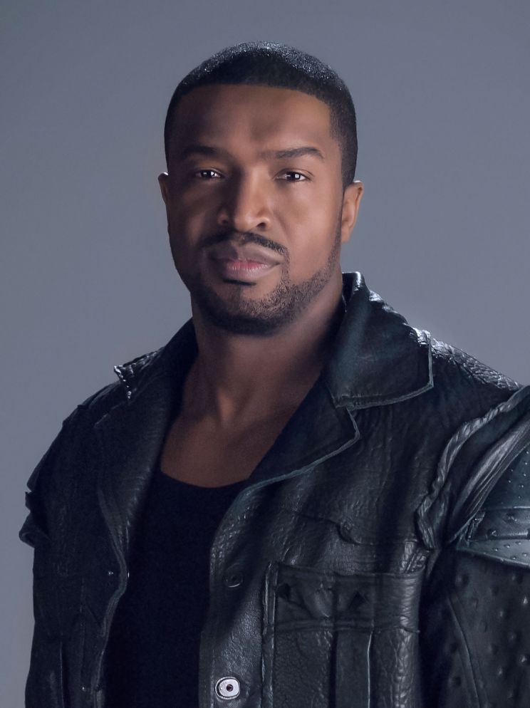 roger cross