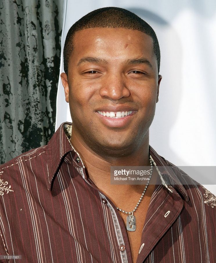 Roger Cross