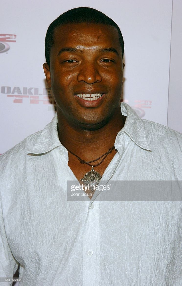 Roger Cross