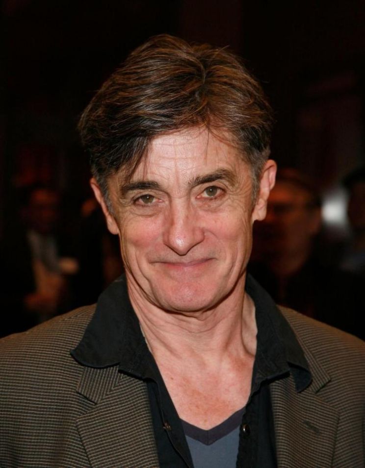 Roger Rees