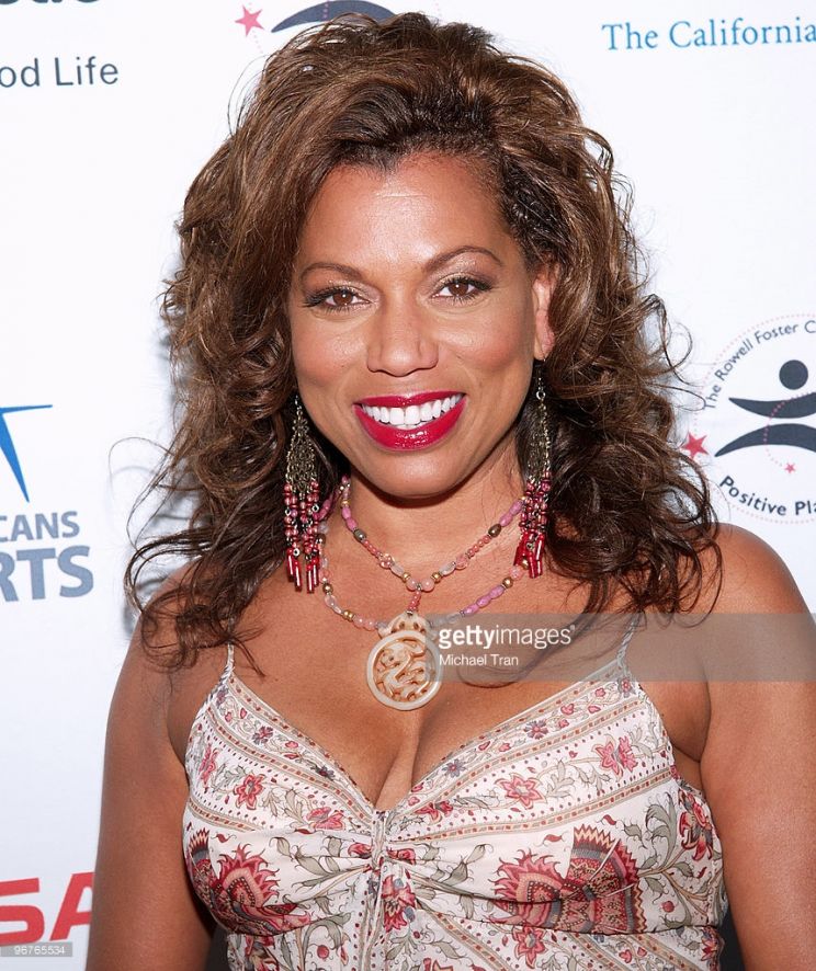 Rolonda Watts