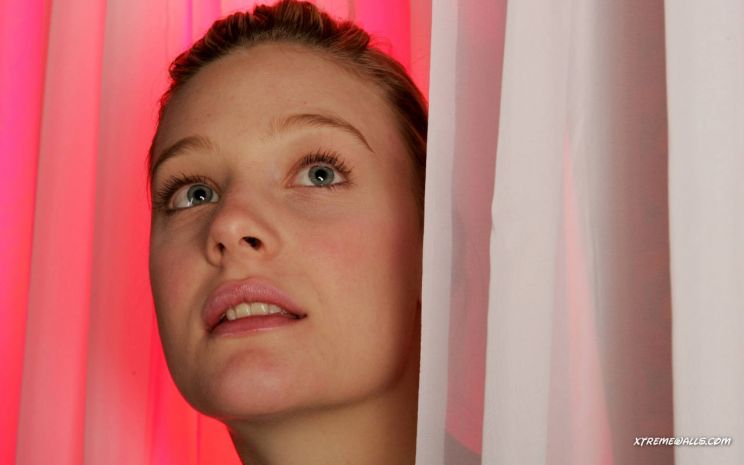 Romola Garai