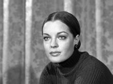 Romy Schneider #325075 picture (Landscape Medium)