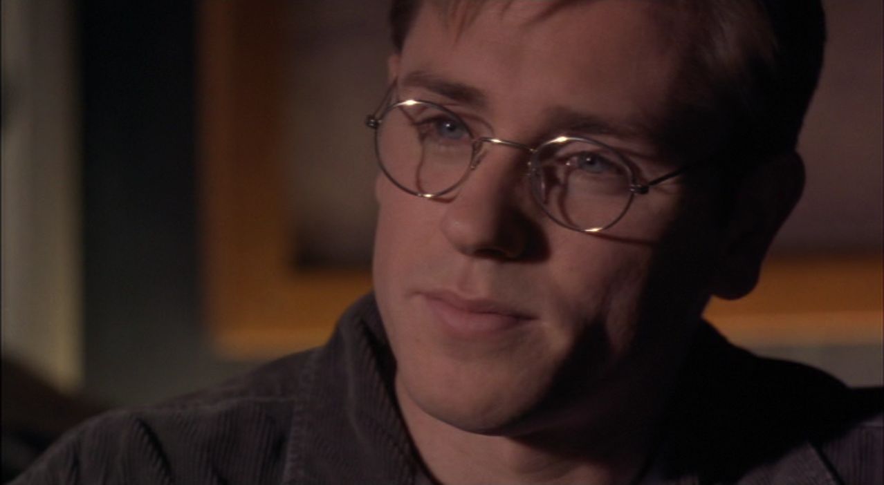 Pictures of Ron Eldard