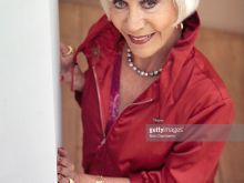 Rona Barrett