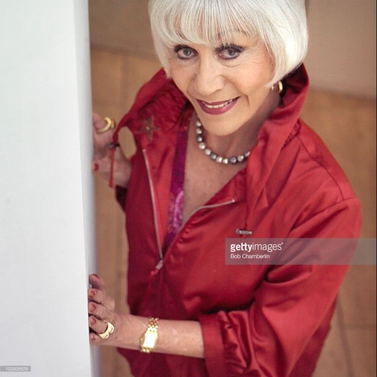 Rona Barrett