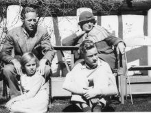 Ronald Howard