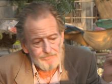 Ronald Pickup photo