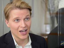 Ronan Farrow