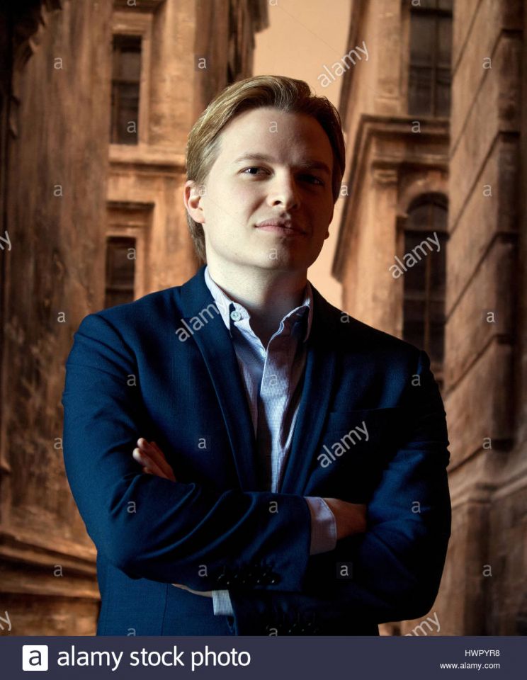 Ronan Farrow