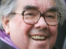 Ronnie Corbett