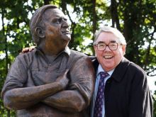Ronnie Corbett