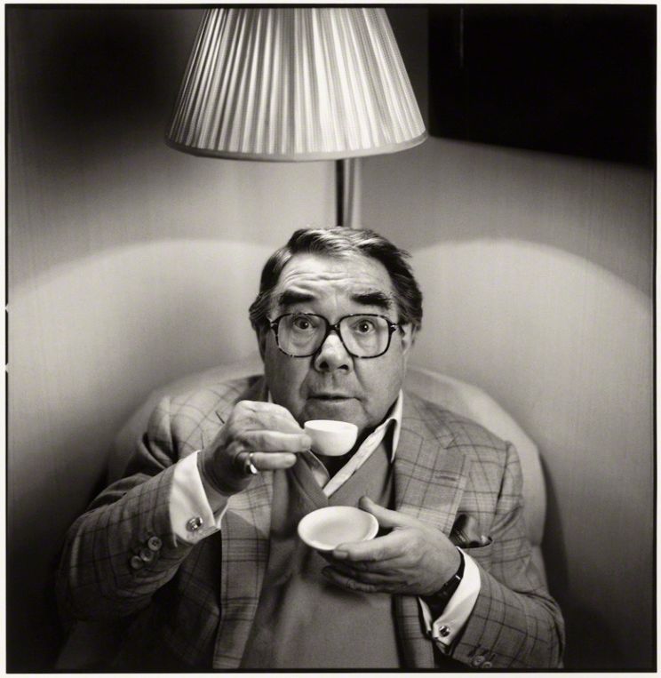 Ronnie Corbett