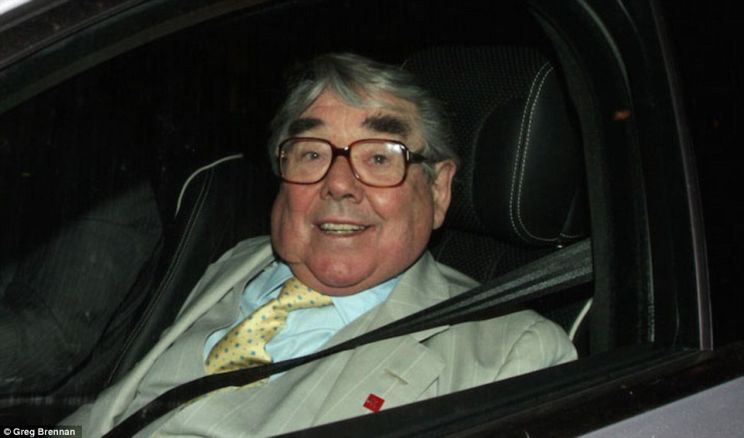 Ronnie Corbett