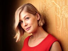 Rosamund Pike