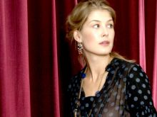 Rosamund Pike