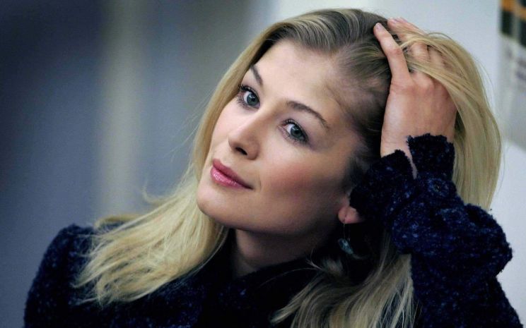Rosamund Pike