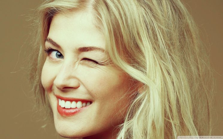 Rosamund Pike