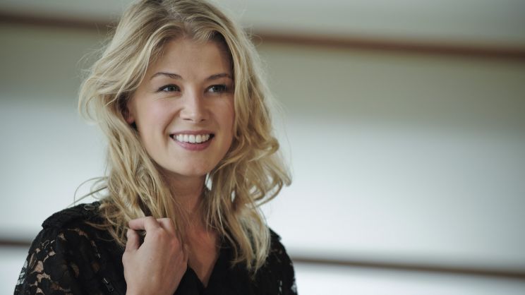 Rosamund Pike