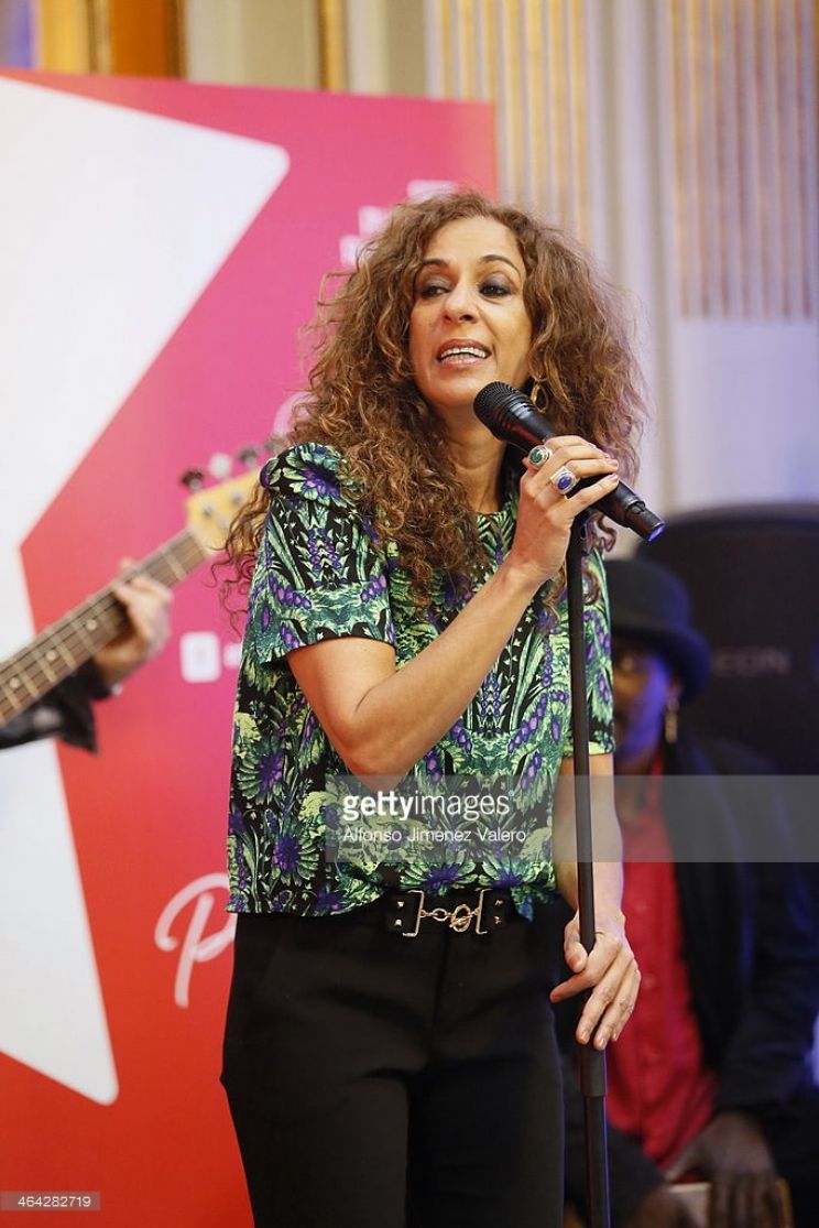 Rosario Flores