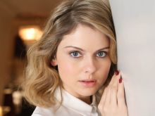 Rose McIver