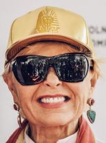 Roseanne Barr #252176 picture (Portrait Medium)