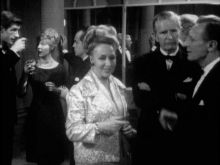 Rosemary Leach