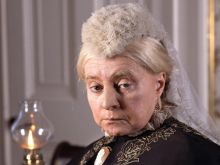 Rosemary Leach