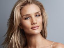 Rosie Huntington-Whiteley