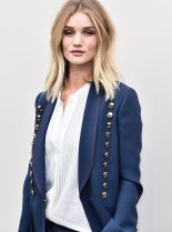 Rosie Huntington-Whiteley photo