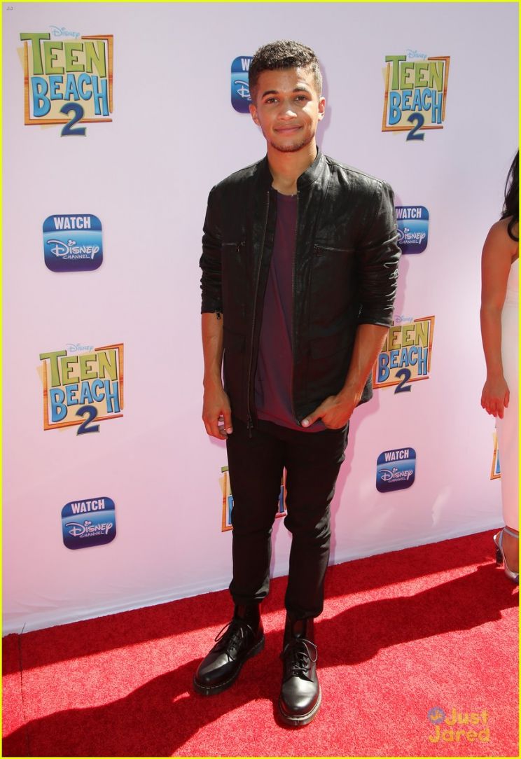 Ross Butler