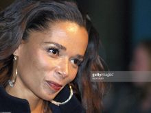 Rowena King
