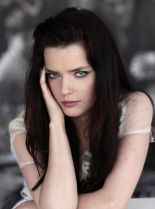 Roxane Mesquida photo