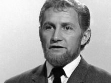 Roy Dotrice