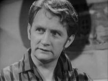Roy Dotrice