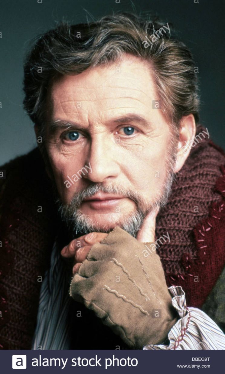 Roy Dotrice