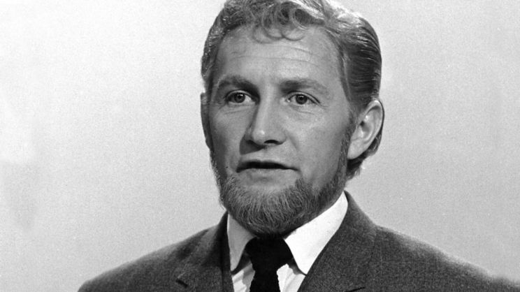 Roy Dotrice