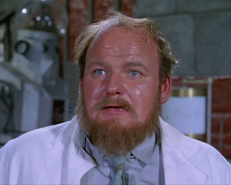 Roy Kinnear